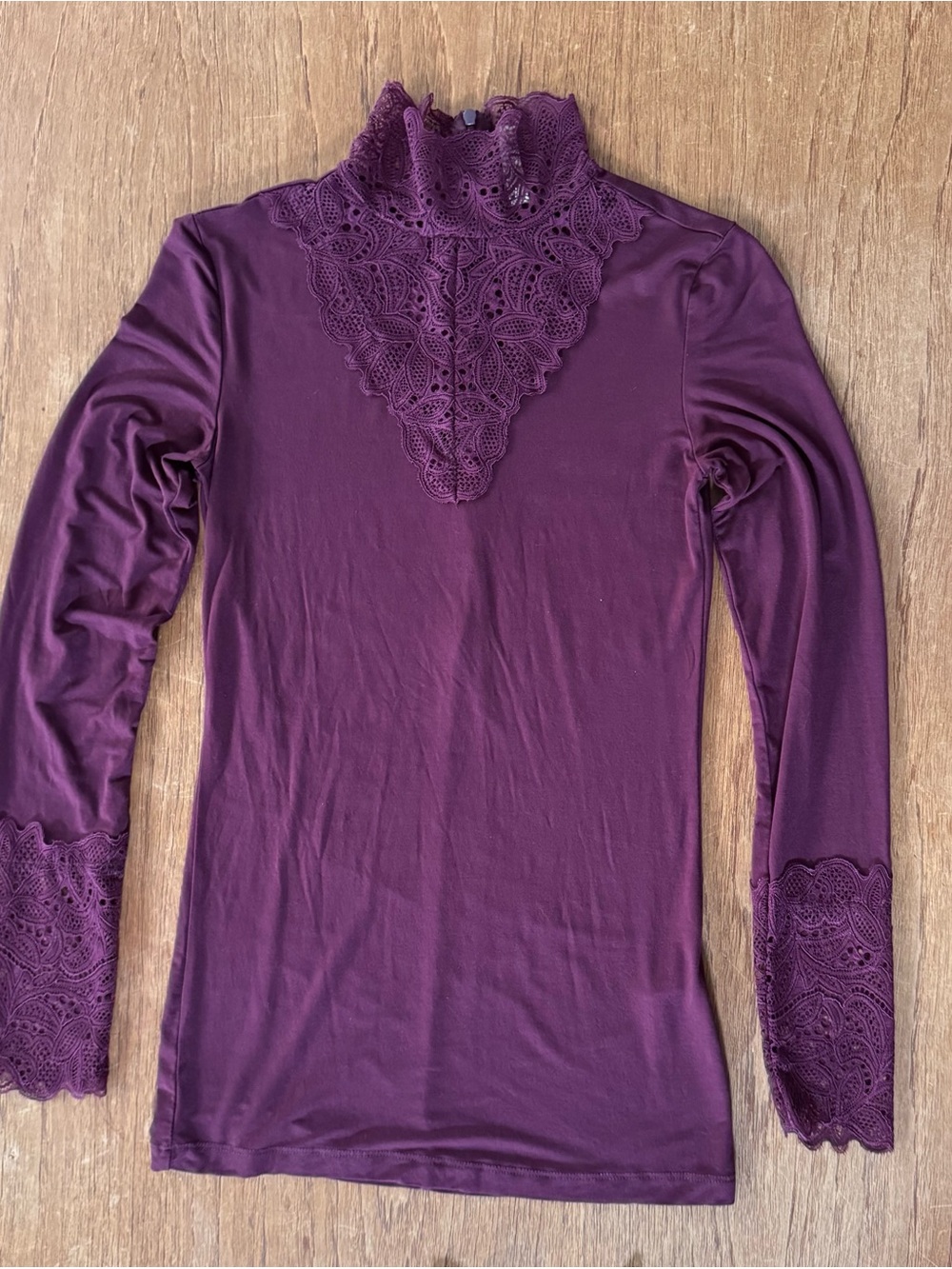 Soyaconcept SC-Marica 20 Plum Lace Top XS